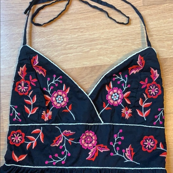 NWOT Kirra halter top - Picture 3 of 3